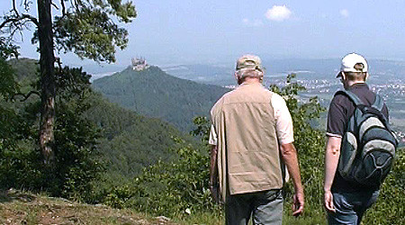 Wandern auf der Schw&auml;bischen Alb | Bildquelle: RTF.1