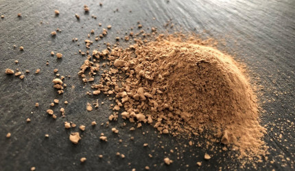 So viel Saharastaub war in einem Eimer voll Schnee!