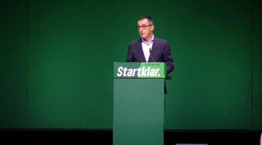 Cem &Ouml;zdemir auf dem Landesparteitag | Bildquelle: RTF.1