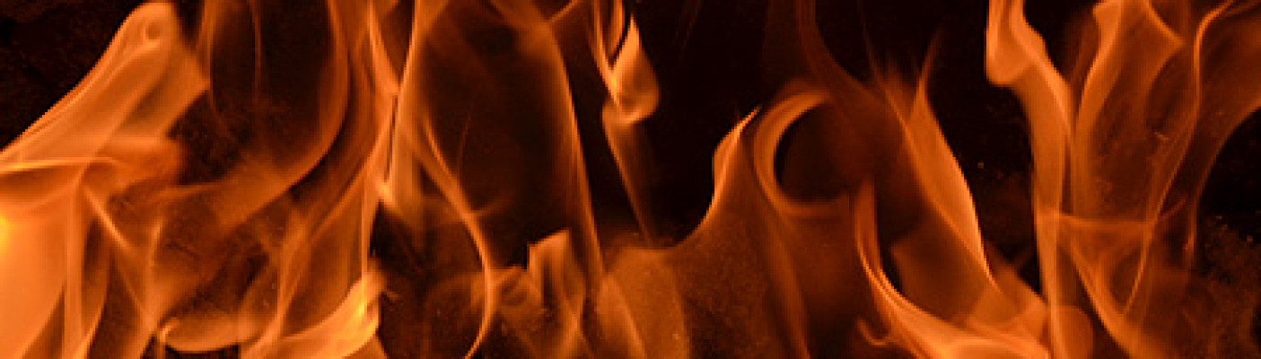 Feuer (Symbolbild) | Bildquelle: pixelio.de - Catharina Zeropa-Stangenberg