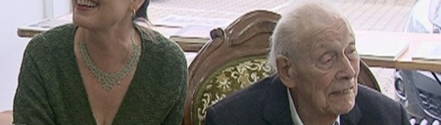 K&uuml;nstler Winand Victor bei seinem 96. Geburtstag | Bildquelle: RTF.1