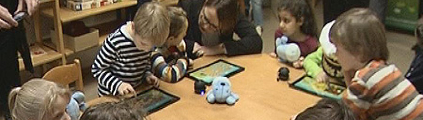 Annette Widmann-Mauz im Kindergarten M&ouml;ssingen | Bildquelle: RTF.1