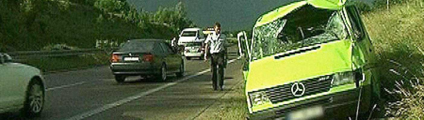 Unfall B28 Reutlingen-Metzingen | Bildquelle: RTF.1