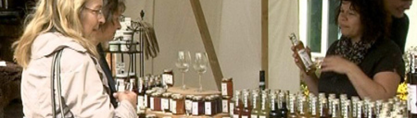 Genussmarkt in Dampfen | Bildquelle: RTF.1