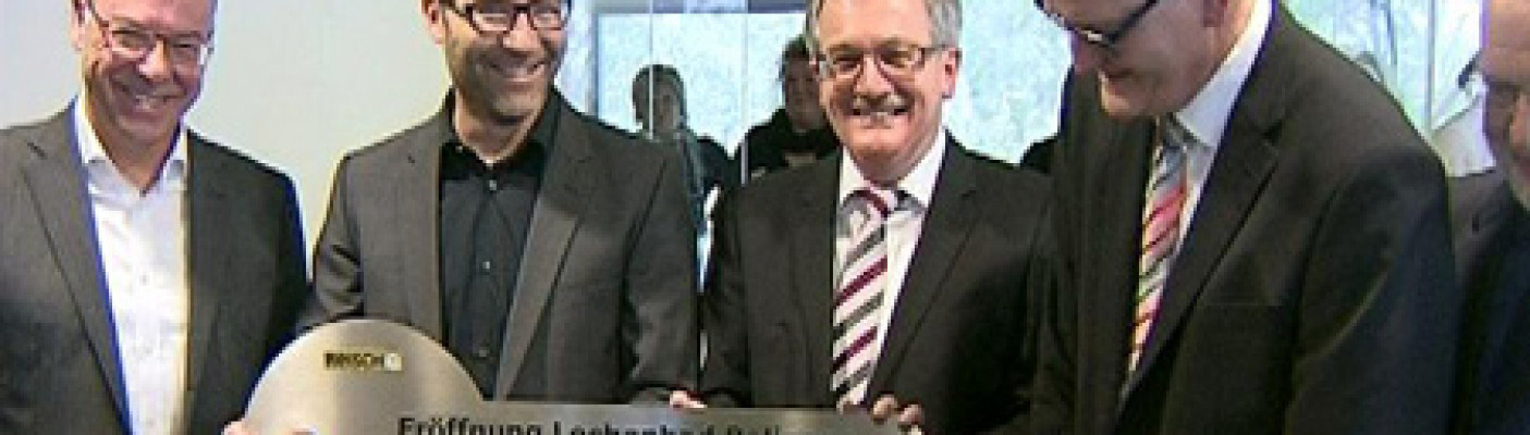 Er&ouml;ffnung des Lochenbads | Bildquelle: RTF.1