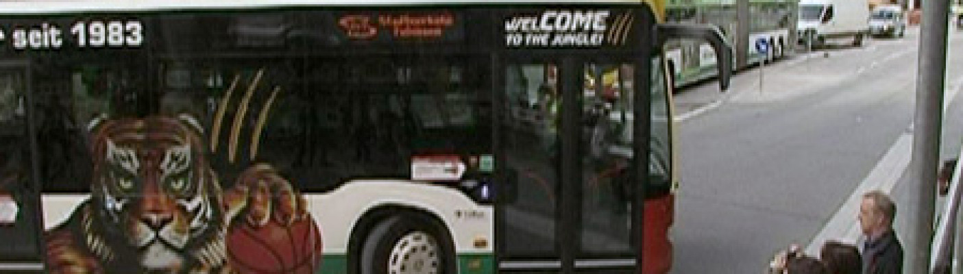 Stadtbusse am Trautwein-Eck | Bildquelle: RTF.1
