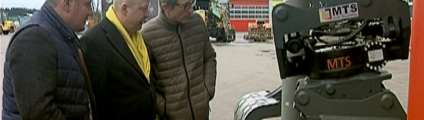 Michael Theurer besucht Unternehmen | Bildquelle: RTF.1