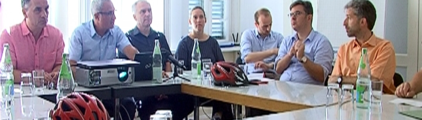 Gespr&auml;ch mit Siemens-Betriebsrat | Bildquelle: RTF.1