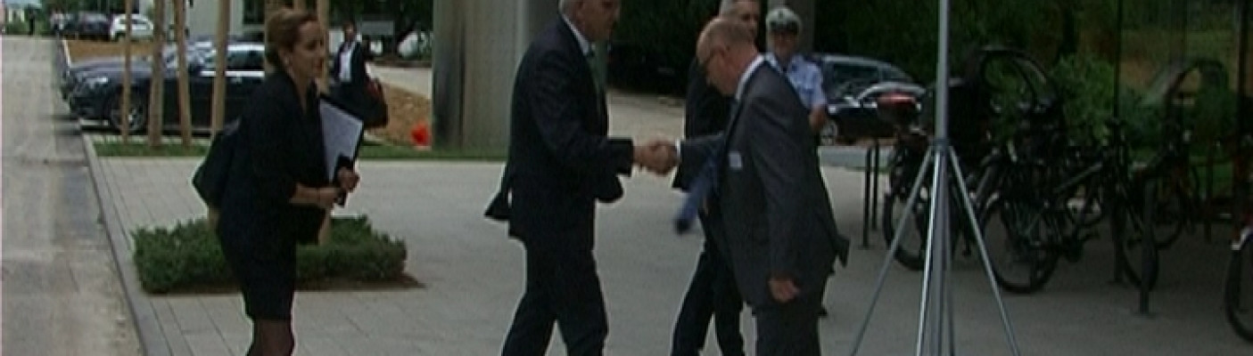 Kretschmann besucht Max-Planck-Institut | Bildquelle: RTF.1