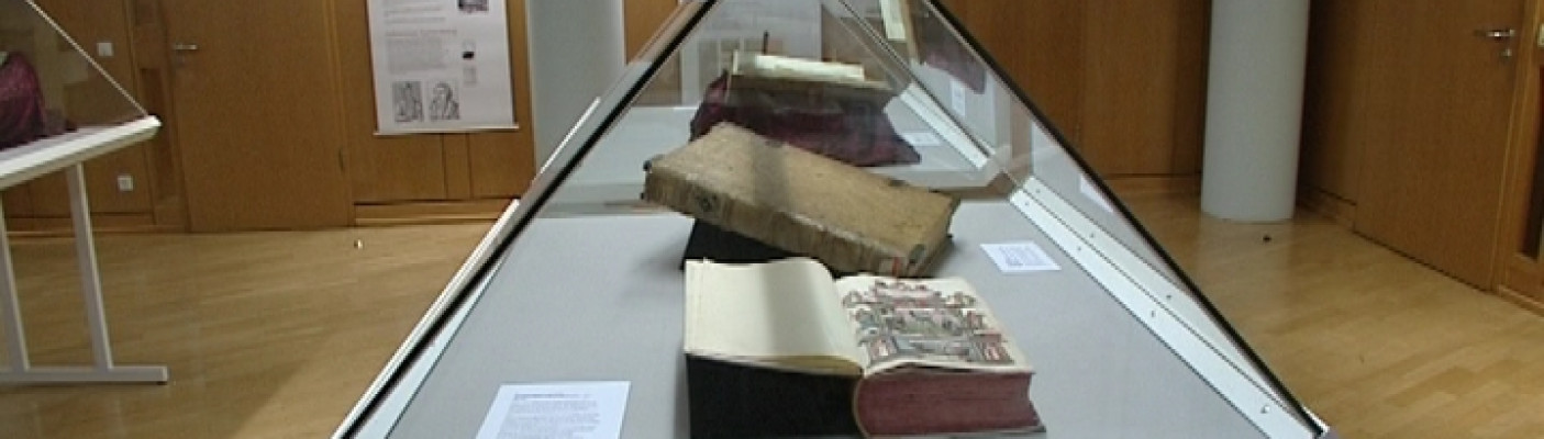 Sch&auml;tze der Stadtbibliothek | Bildquelle: RTF.1