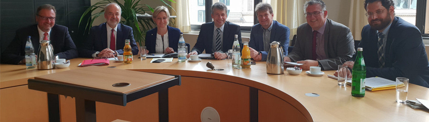 Landrat Regionalstadtbahn | Bildquelle: RTF.1