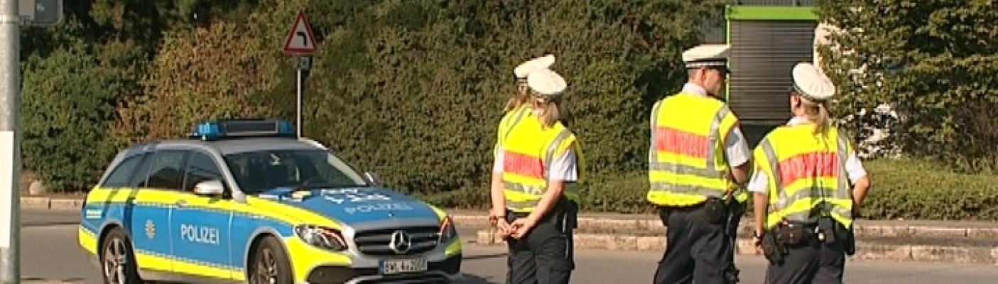 Polizeikontrolle RT mobil.sicher.leben. | Bildquelle: RTF.1
