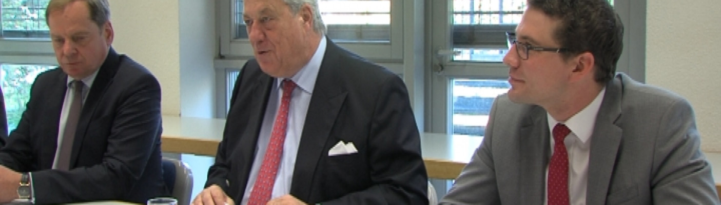 Wirtschaftliche Lage ZAK, IHK | Bildquelle: RTF.1