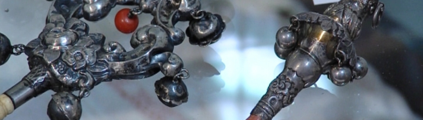 Baby Rassel | Bildquelle: RTF.1