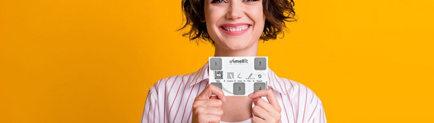 Corona-Riechtest | Bildquelle: obs/Kaufmannsladen Gebhard GmbH/Roman Samborskyi