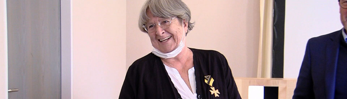 Cornelia Bierlmeier erh&auml;lt Verdienstorden | Bildquelle: RTF.1