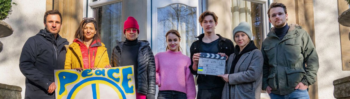 Drehstart "Unsere wunderbaren Jahre" | Bildquelle: Pressebild UFA Fiction