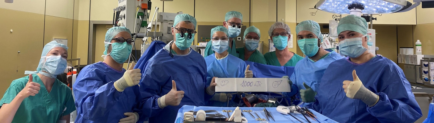 Transplantationsteam nach 1000. Lebertransplantation | Bildquelle: Uniklinikum T&uuml;bingen