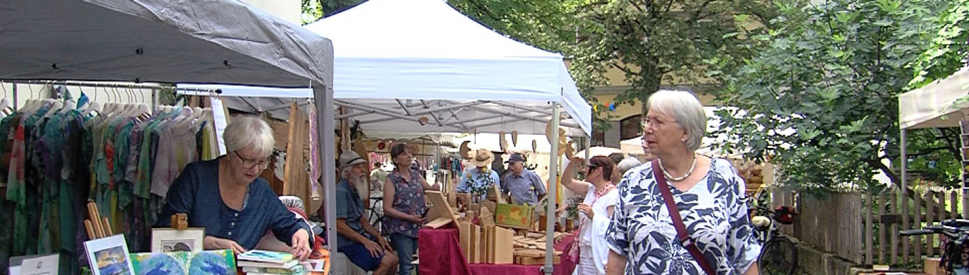 Kunstmarkt rund um das Nonnenhaus | Bildquelle: RTF.1