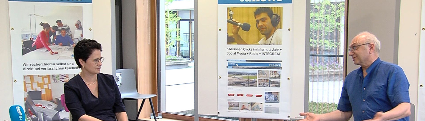 Marion Gentges zu Besuch bei t&uuml;news INTERNATIONAL | Bildquelle: RTF.1