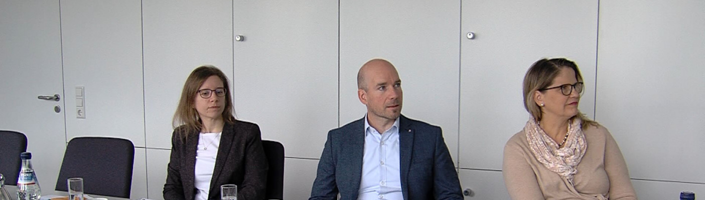 Ausbildungsmarktbilanz | Bildquelle: RTF.1