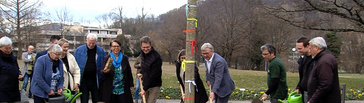 Winterlinde wird gepflanzt | Bildquelle: RTF.1