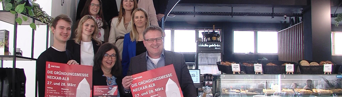 Markus Flammer und Messe-Teilnehmer im Vorfeld der Ignitions | Bildquelle: RTF.1