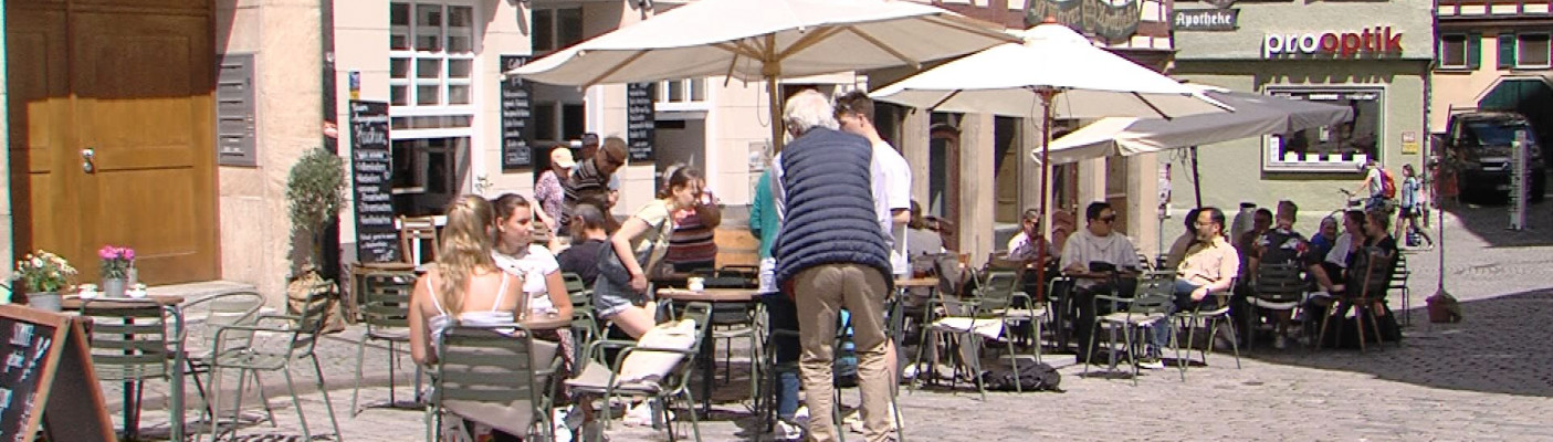 Restaurantg&auml;ste in T&uuml;bingen | Bildquelle: RTF.1
