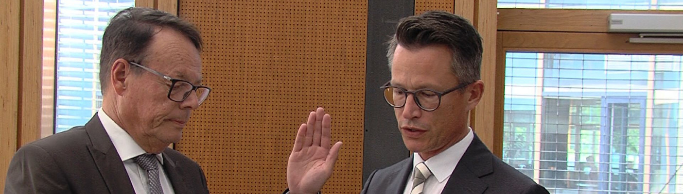 Vereidigung von Landrat Hendrik Bednarz | Bildquelle: RTF.1