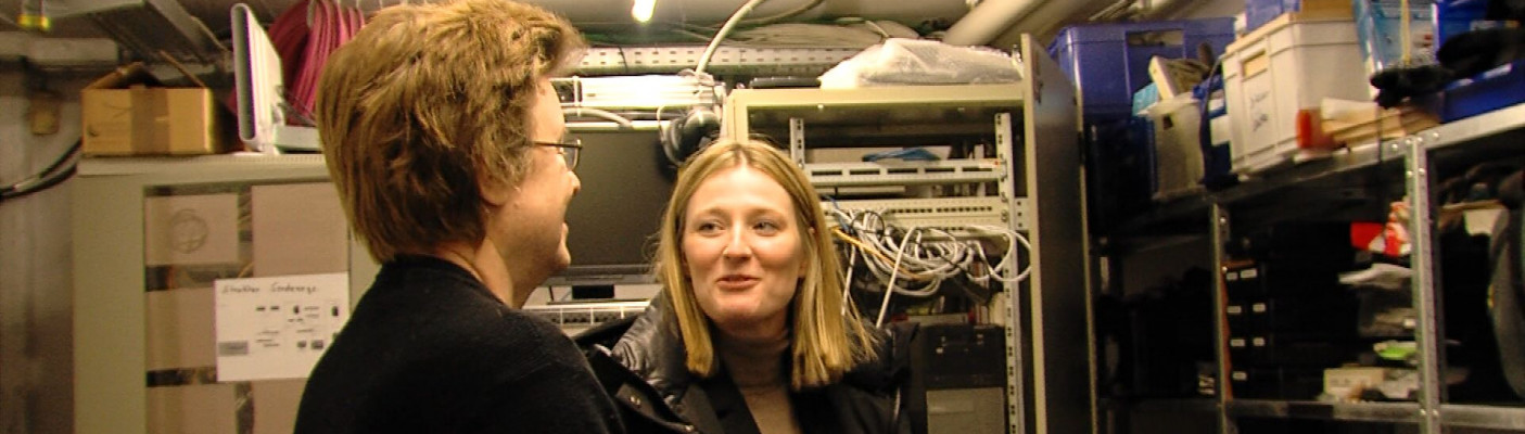 Ronja Nothofer-Hahn (rechts) bei der RTF.1-Studiof&uuml;hrung | Bildquelle: RTF.1