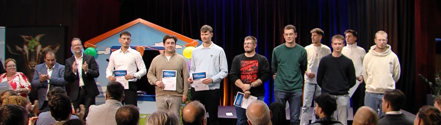 Verleihung F&ouml;rderpreis "Ausbildung im Handwerk" | Bildquelle: RTF.1