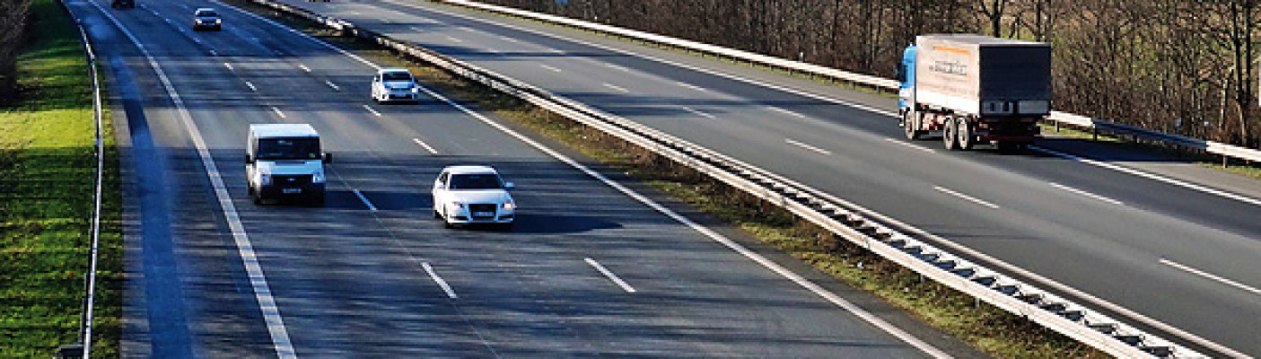 Autobahn | Bildquelle: pixelio.de - Maik Schwertle