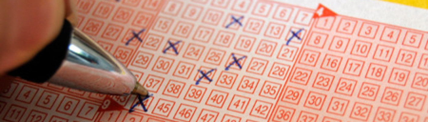 Lottoschein ausfüllen | Bildquelle: pixelio.de - Fleming-Design