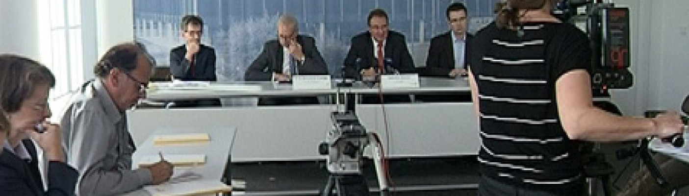Landespressekonferenz mit Landrat Joachim Walter | Bildquelle: RTF.1