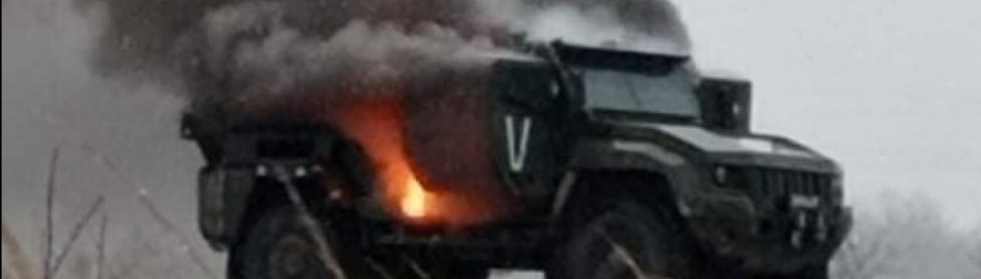 Brennender russische Jeep 1 | Bildquelle: Ukrainische Streitkräfte